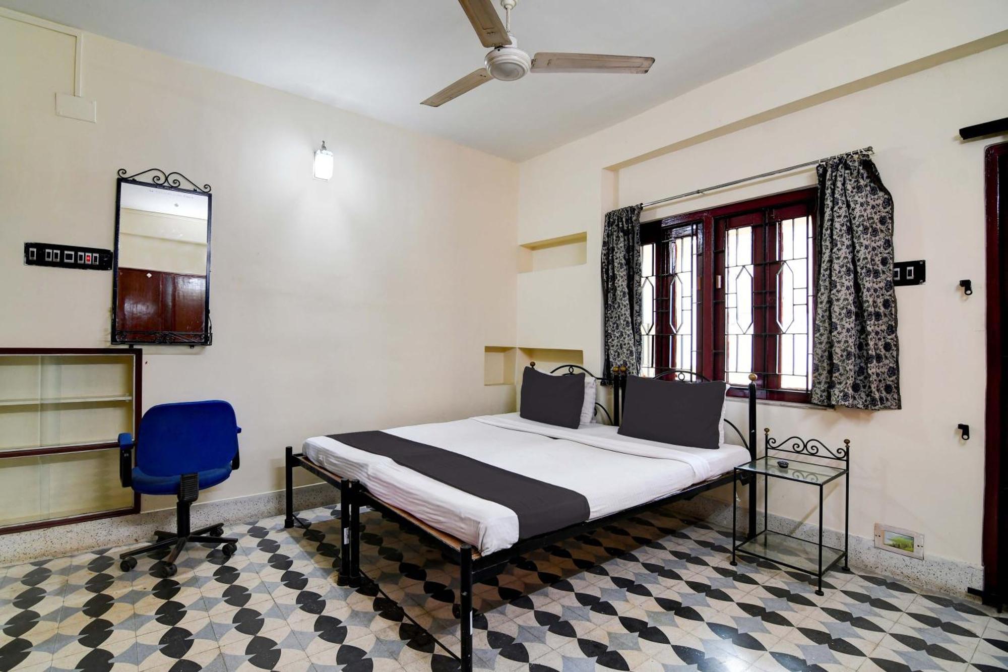 Oyo Simplex Guest House Behala Колката Екстер'єр фото
